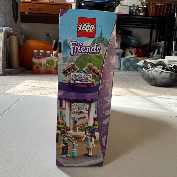 NEW SEALED LEGO Friends Mia's Tree House 41335 Retired 351 Pieces - Picture 4 of 13